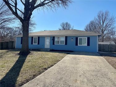 303 E Wilson Street, Spring Hill, KS 66083