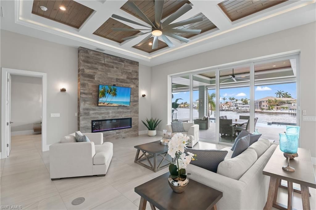 218 Bayshore Dr , Cape Coral, FL 33904 Photo