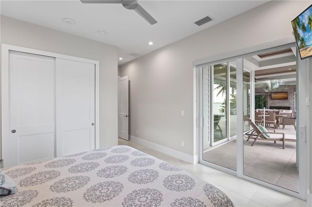 218 Bayshore Dr, Cape Coral, FL 33904 Photo