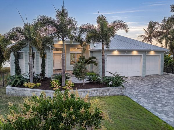 218 Bayshore DR , CAPE CORAL, FL 33904