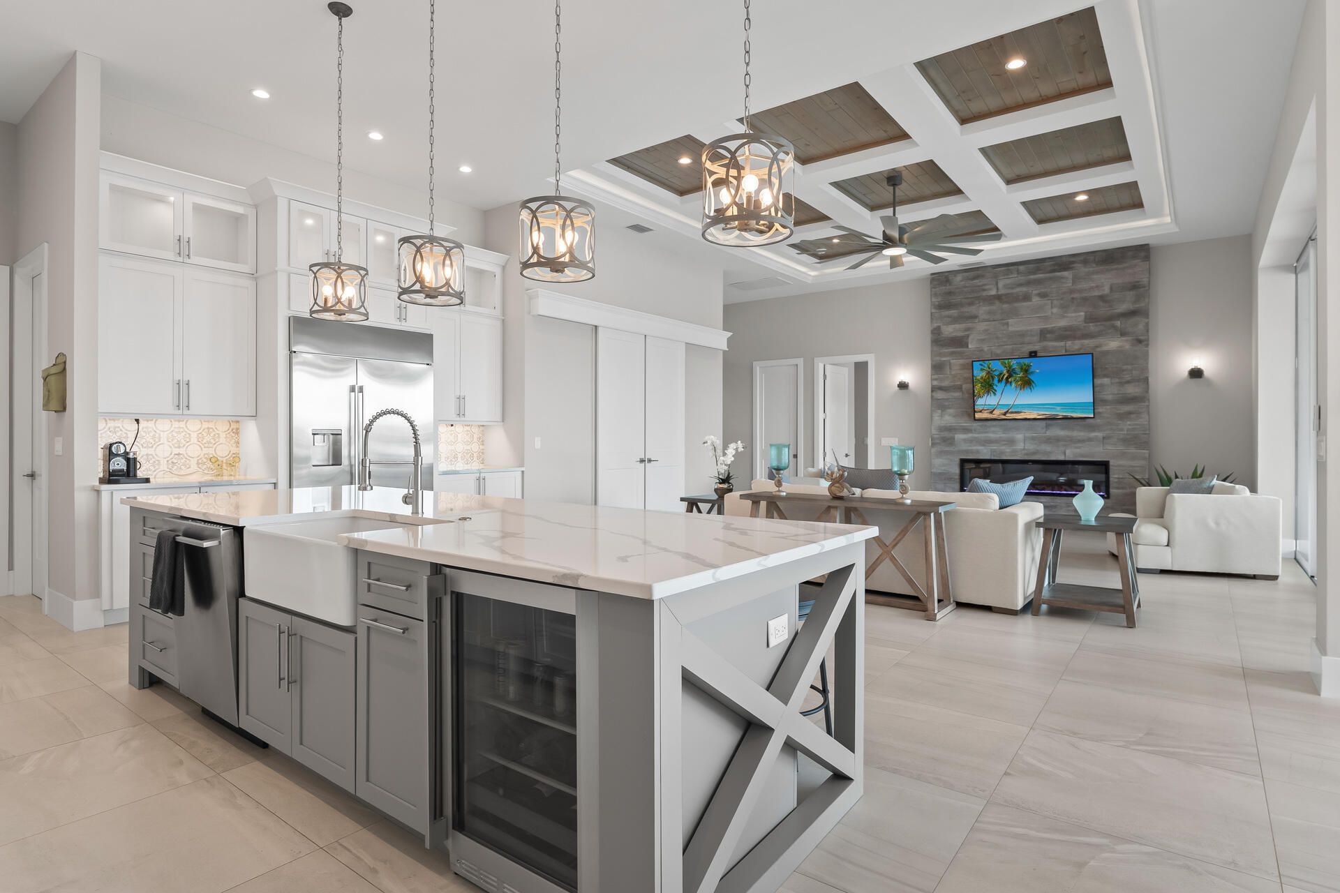 218 Bayshore Dr, Cape Coral, FL 33904 Photo