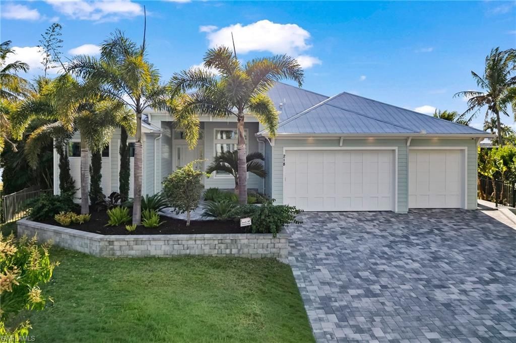 218 Bayshore Dr , Cape Coral, FL 33904 Photo