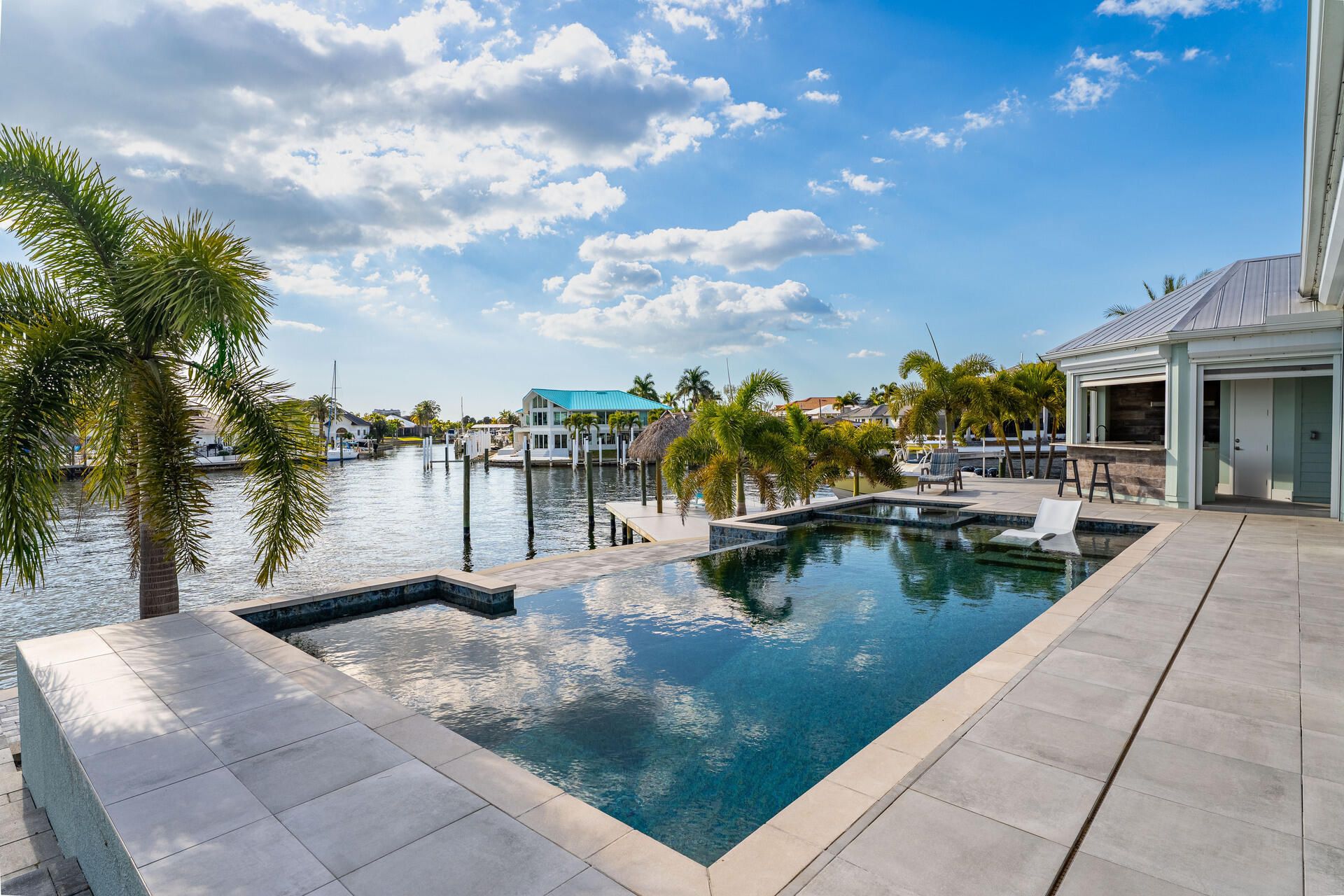 218 Bayshore Dr, Cape Coral, FL 33904 Photo