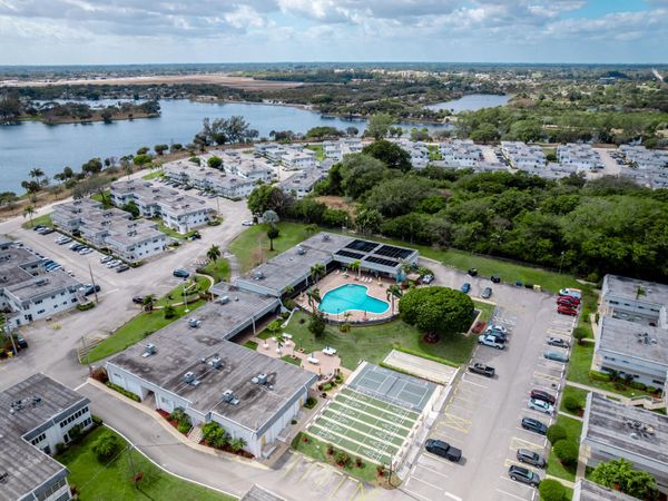 2840 Lake Osborne Drive, Unit 111, Lake Worth Beach, FL 33461