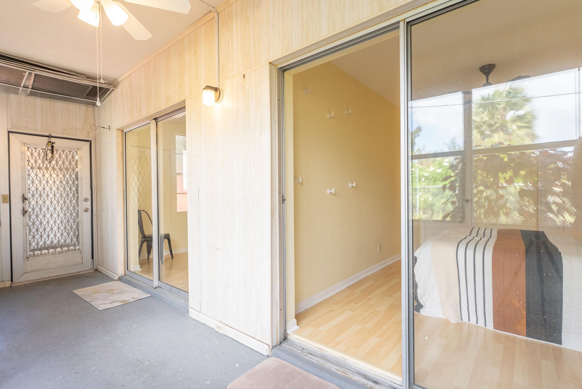 2840 Lake Osborne Drive, Unit 111, Lake Worth Beach, FL 33461 Photo