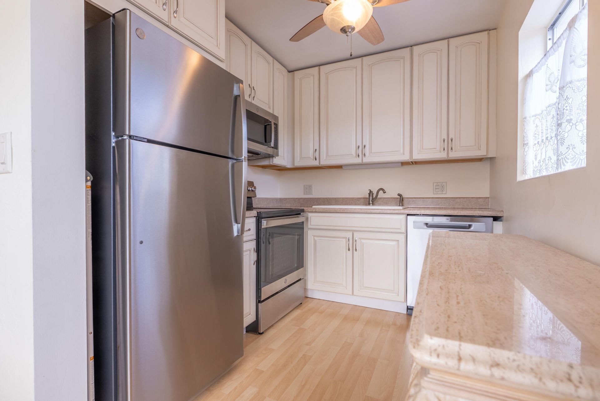 2840 Lake Osborne Drive, Unit 111, Lake Worth Beach, FL 33461 Photo