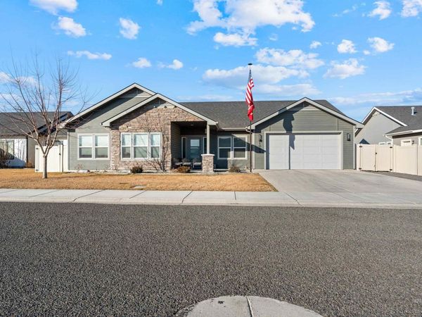 1005 Kenbrook Loop, Twin Falls, ID 83301