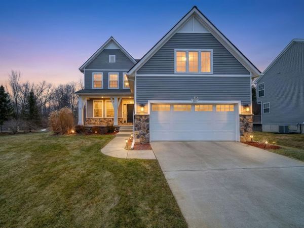 4070 Magnolia Parkway, Jackson, MI 49201