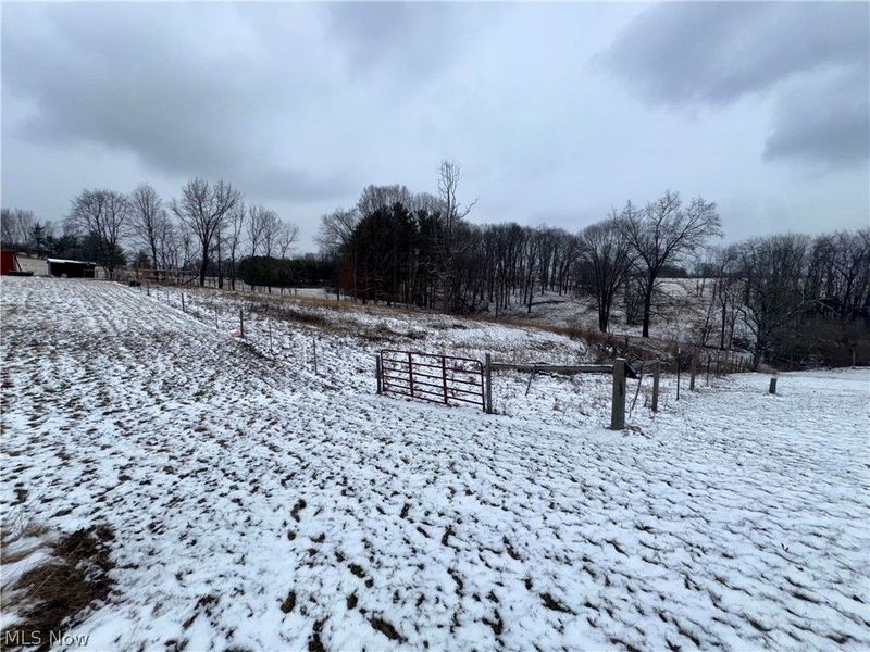 470 Nel Da Mar Drive, New Concord, OH 43762 Photo 32