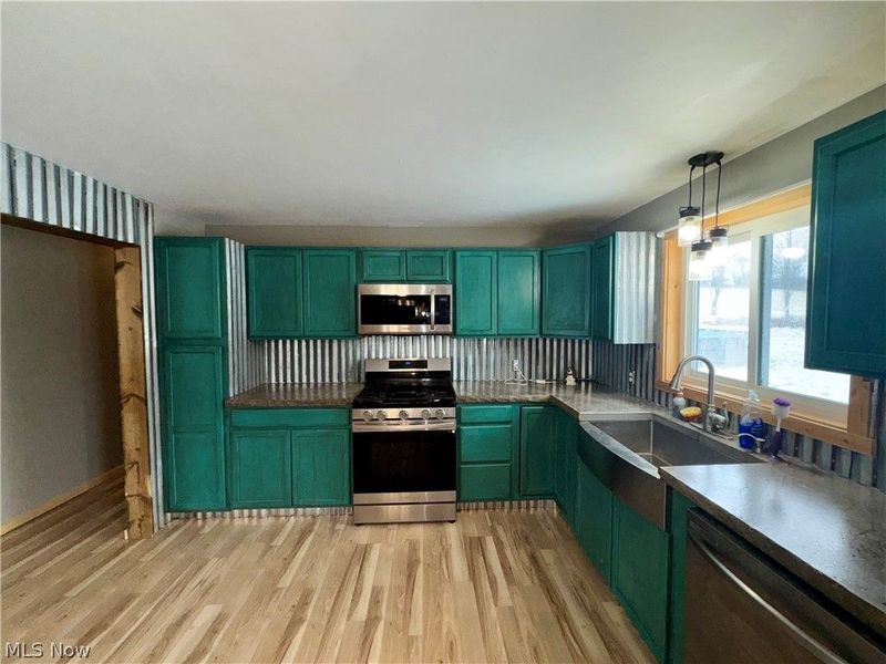 470 Nel Da Mar Drive, New Concord, OH 43762 Photo 6