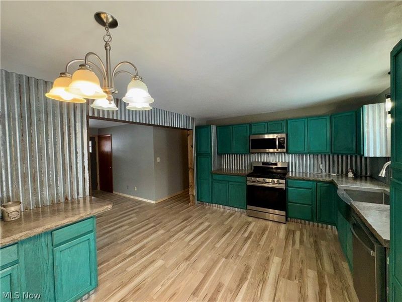 470 Nel Da Mar Drive, New Concord, OH 43762 Photo 7