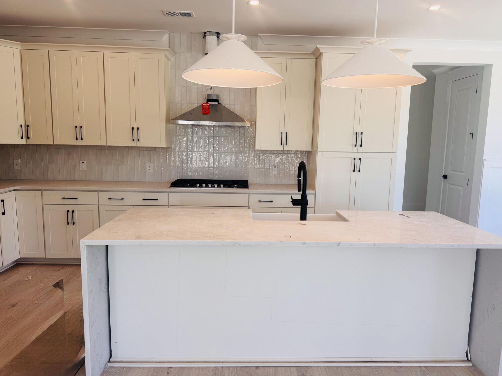 7010 Alpine Bay Lane Photo 6