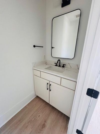 7010 Alpine Bay Lane Photo 8