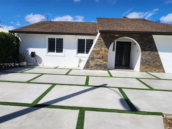 12277 SW 204th Ter, Miami, FL 33177