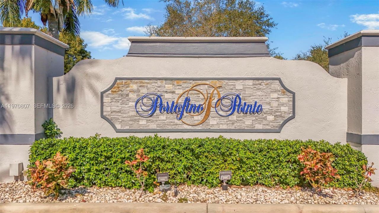 3736 NE 9 Ct , Homestead, FL 33033 Photo