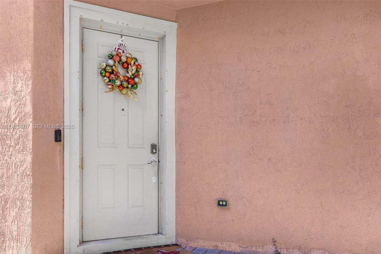 3736 NE 9 Ct , Homestead, FL 33033 Photo