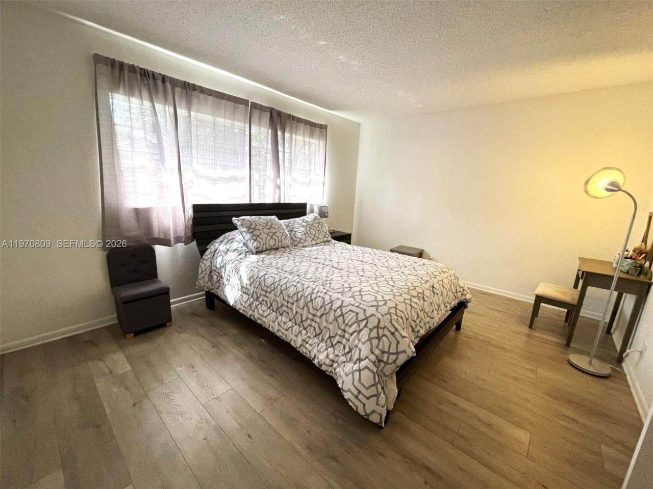 5102 NW 36th St, Unit 611, Lauderdale Lakes, FL 33319 Photo