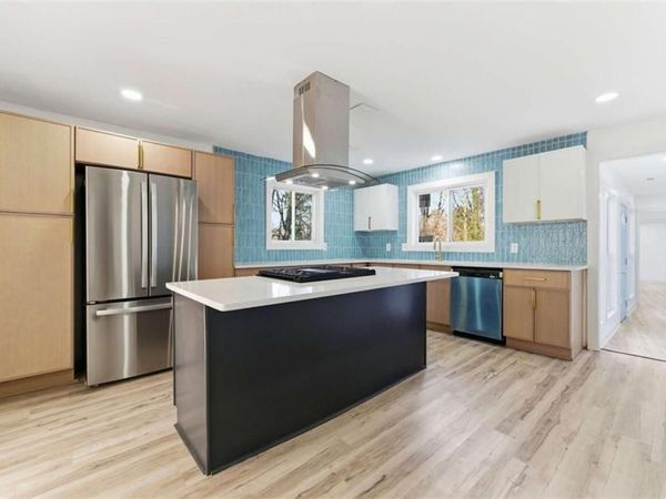 2103 ARLINGTON Circle , Atlanta, GA 30318