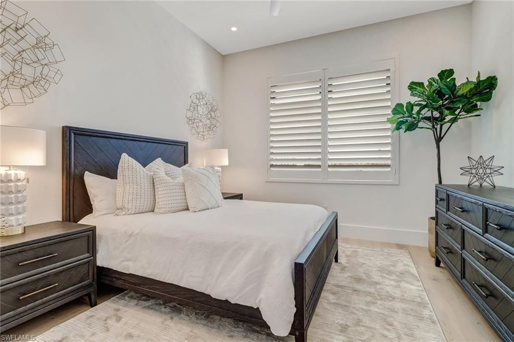 850 Central Ave, Unit 209, Naples, FL 34102 Photo