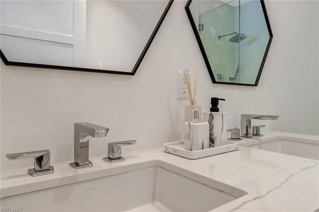 850 Central Ave, Unit 209, Naples, FL 34102 Photo
