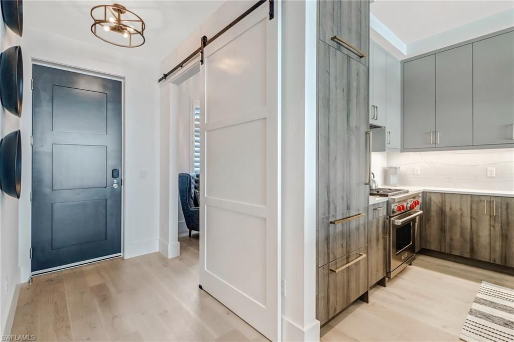 850 Central Ave, Unit 209, Naples, FL 34102 Photo