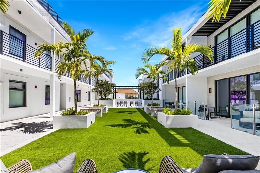 850 Central Ave, Unit 209, Naples, FL 34102 Photo