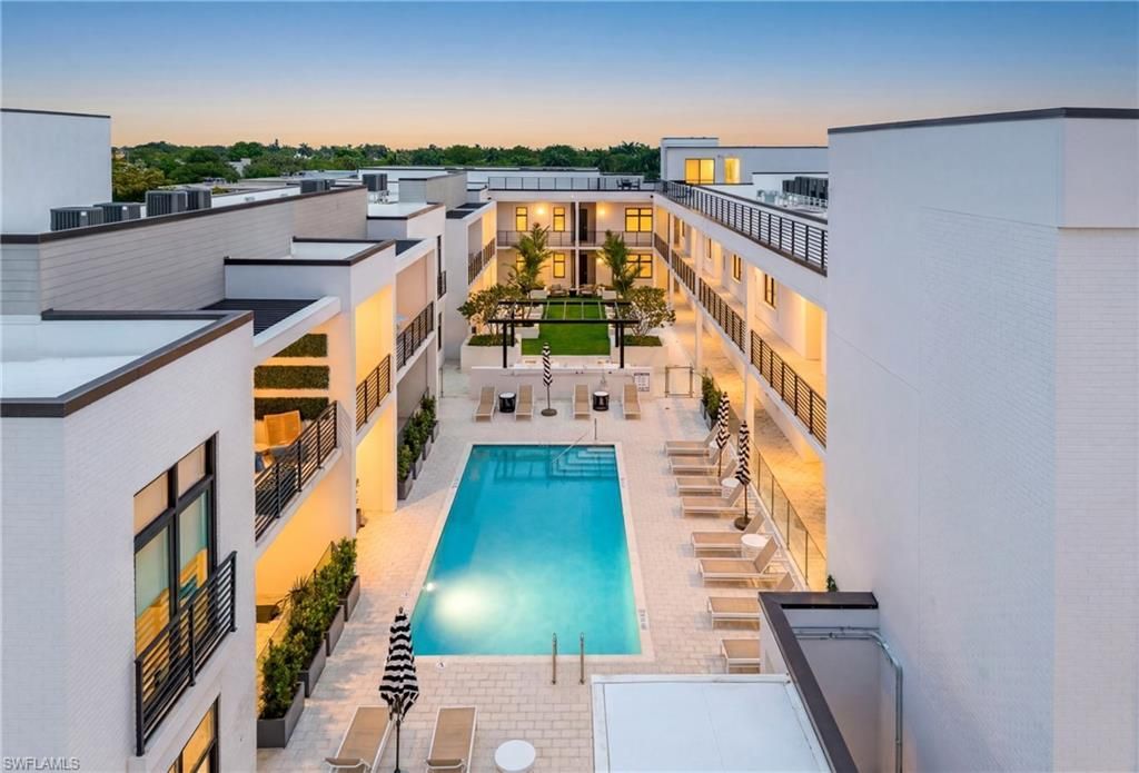 850 Central Ave, Unit 209, Naples, FL 34102 Photo