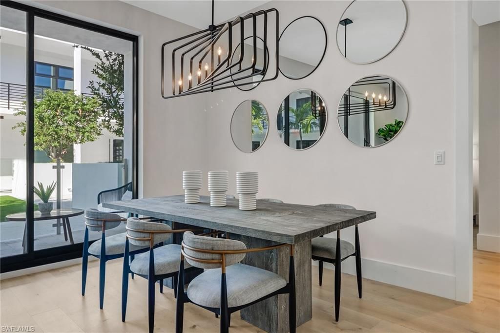 850 Central Ave, Unit 209, Naples, FL 34102 Photo