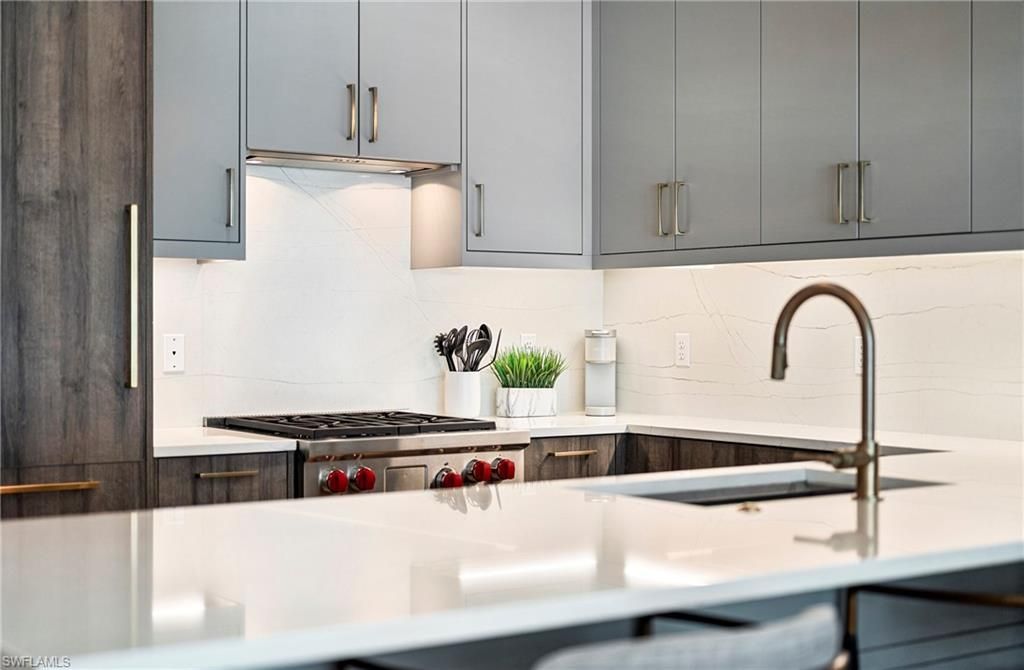 850 Central Ave, Unit 209, Naples, FL 34102 Photo