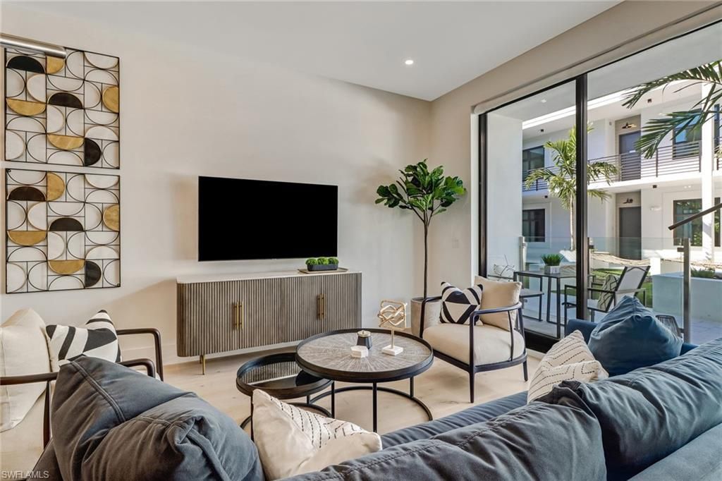 850 Central Ave, Unit 209, Naples, FL 34102 Photo