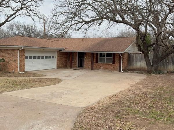 600 Travis Drive, Mineral Wells, TX 76067