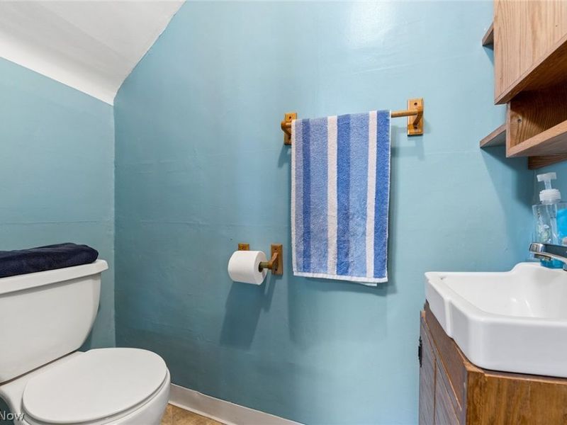 1091 Collinwood Avenue, Akron, OH 44310 Photo 13