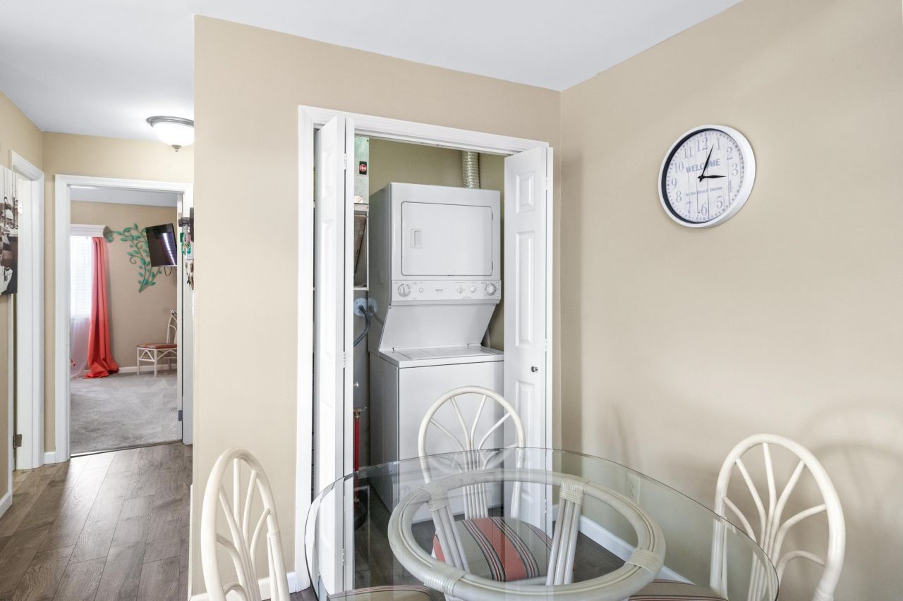 1850 Colony Dr. Photo 10