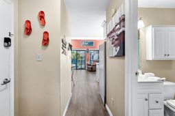 1850 Colony Dr. photo 4