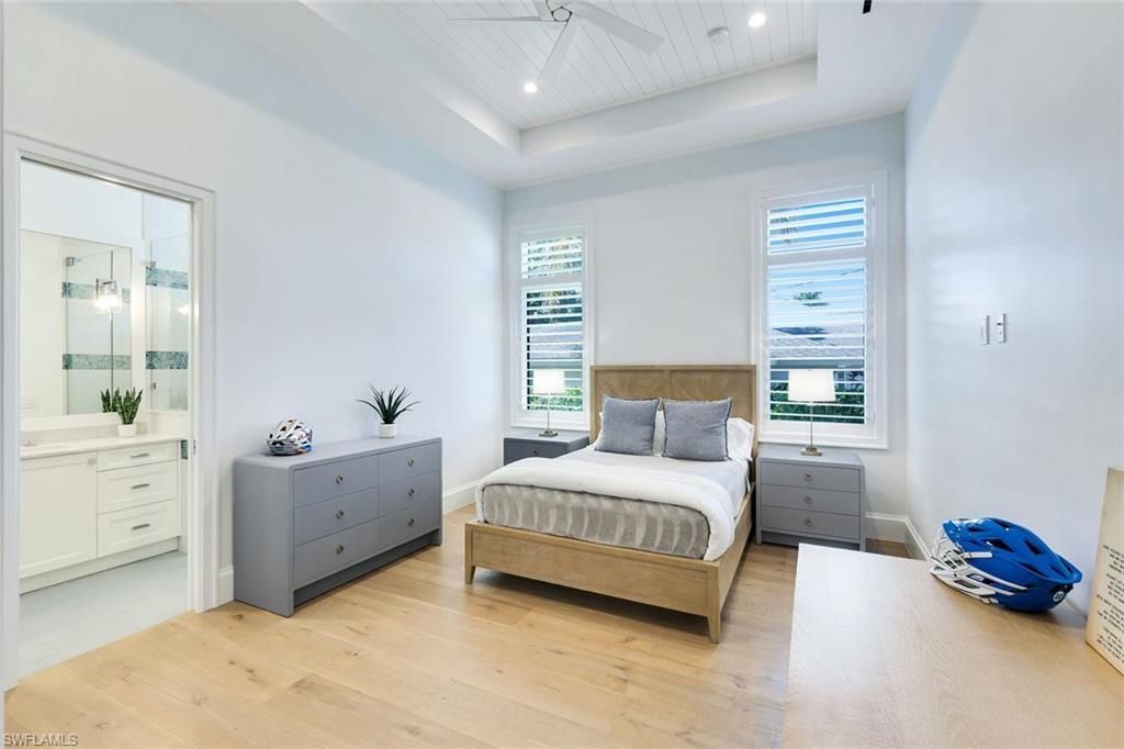 730 Harbour Dr, Naples, FL 34103 Photo