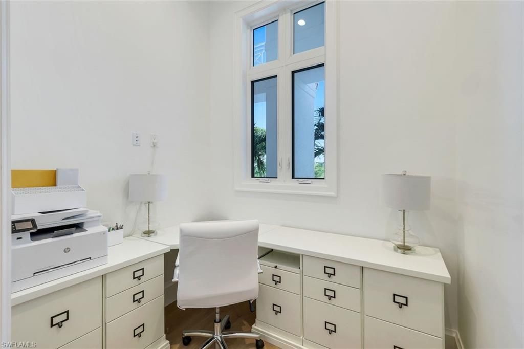 730 Harbour Dr, Naples, FL 34103 Photo