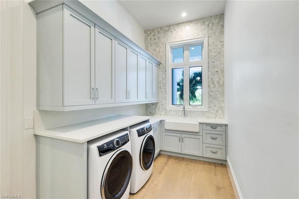 730 Harbour Dr, Naples, FL 34103 Photo