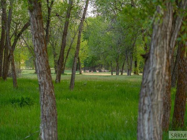 333 N 4440 E, RIGBY, ID 83442
