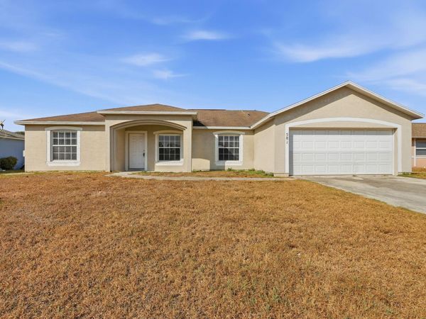 581 NW Goldcoast Ave, Port St Lucie, FL 34983