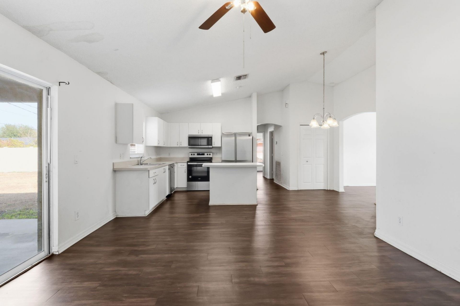 581 NW Goldcoast Ave, Port Saint Lucie, FL 34983 Photo