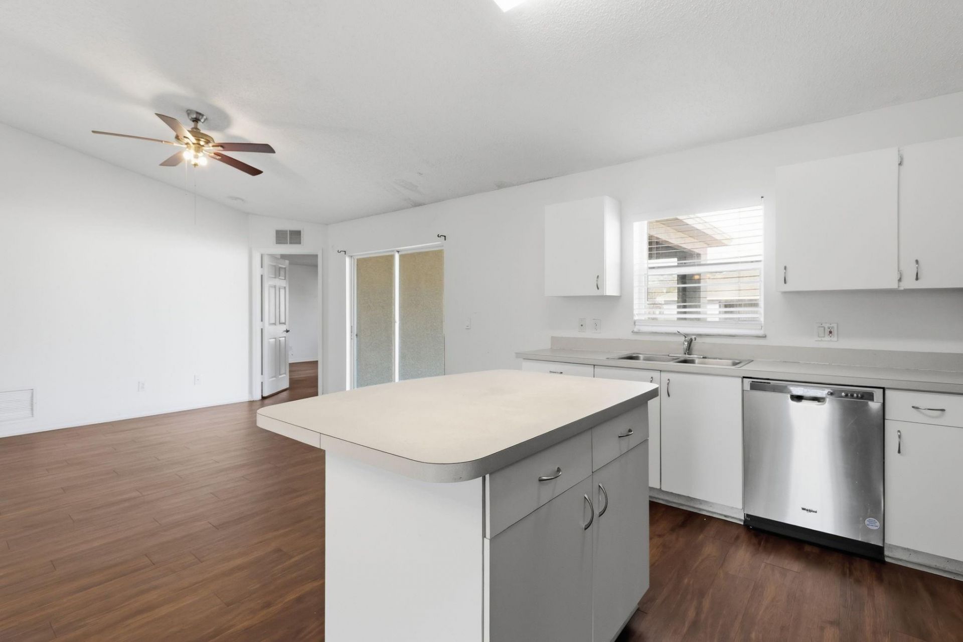 581 NW Goldcoast Ave, Port Saint Lucie, FL 34983 Photo