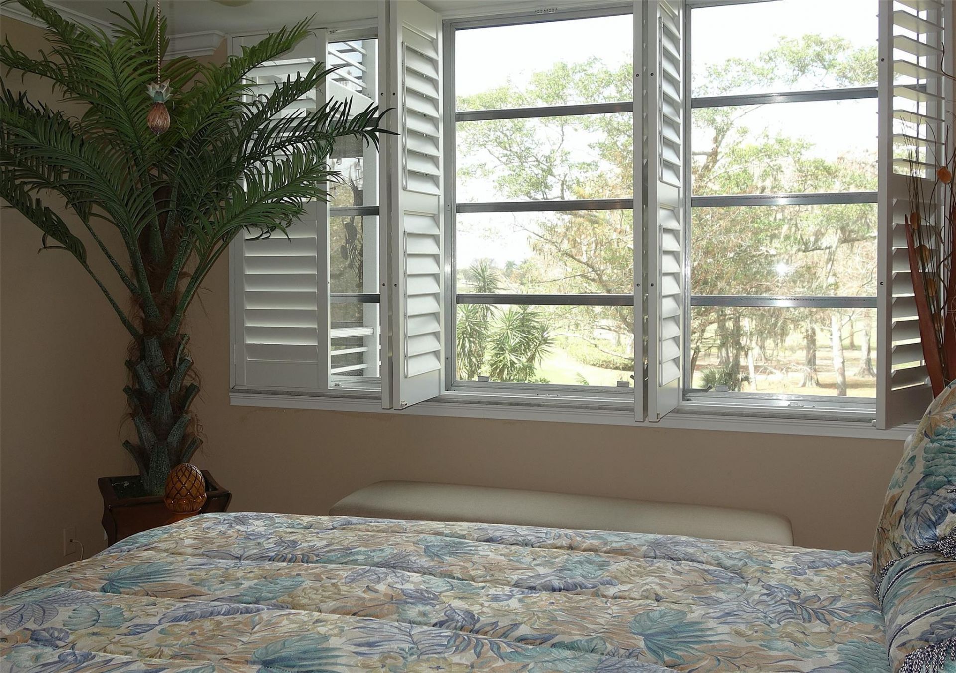 625 Oaks Drive, Unit 302, Pompano Beach, FL 33069 Photo