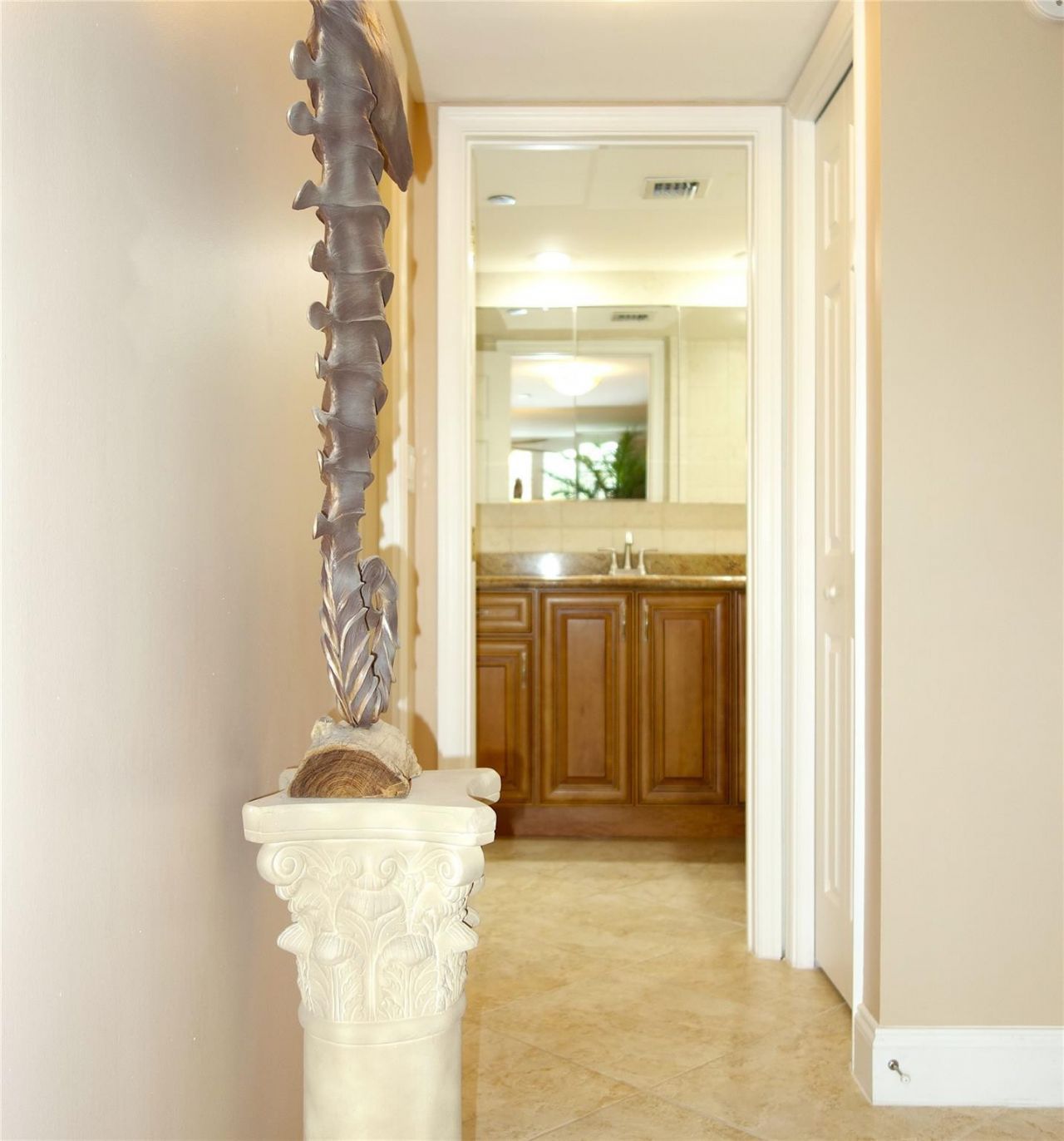 625 Oaks Drive, Unit 302, Pompano Beach, FL 33069 Photo