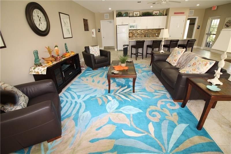 625 Oaks Drive, Unit 302, Pompano Beach, FL 33069 Photo