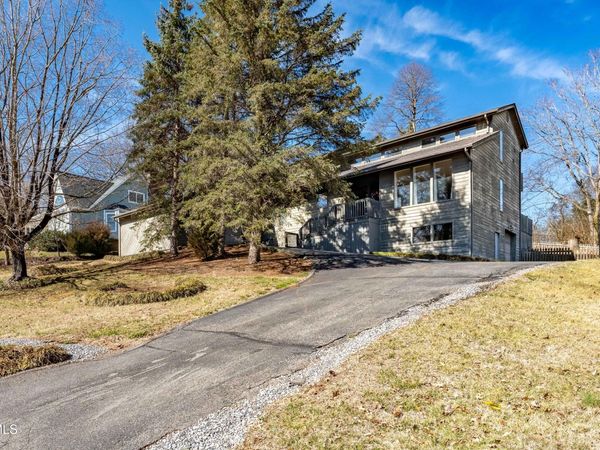 3407 Bondwood Circle, Johnson City, TN 37604