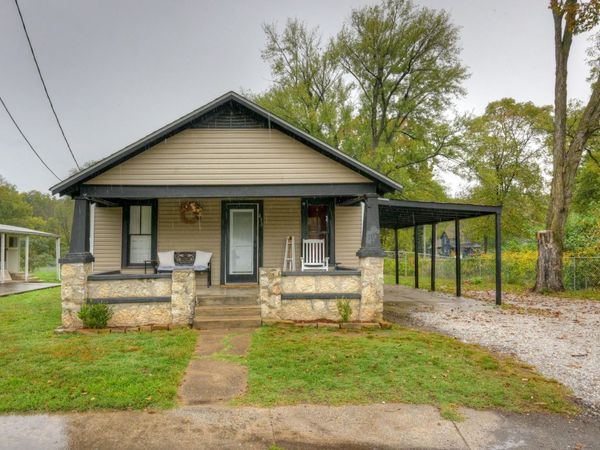 431 Ottawa Street , Seneca, MO 64865