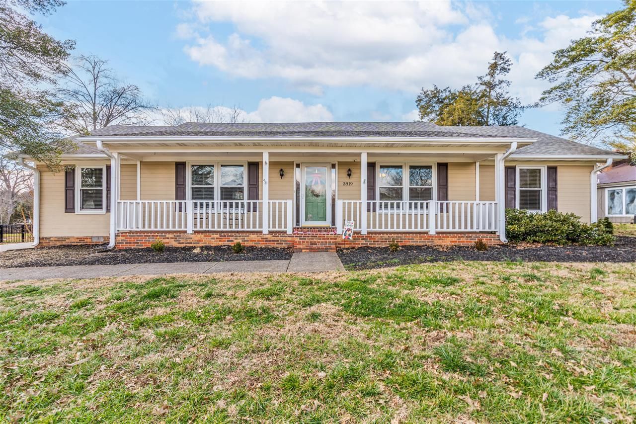 2819 Cheyenne Drive, Bowling Green, KY 42104 Main Photo