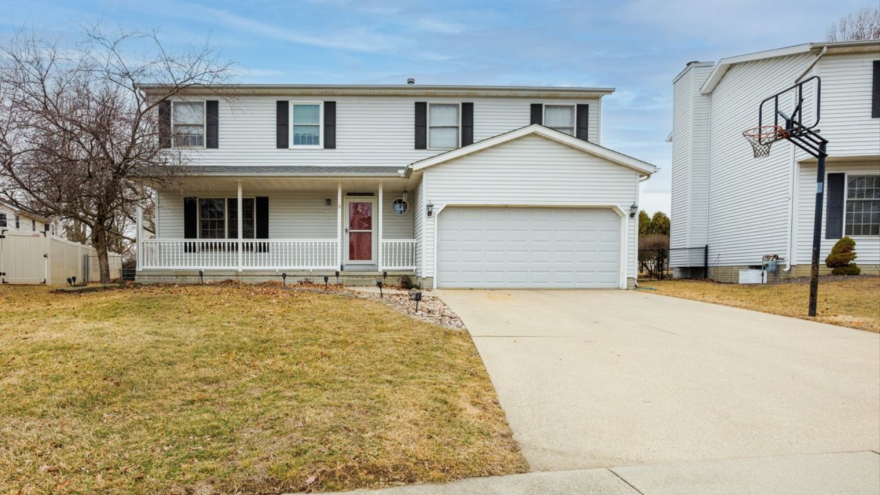 2112 Parker Avenue, Bloomington, IL 61701 Main Photo