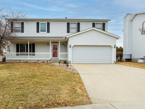 2112 Parker Avenue, Bloomington, IL 61701