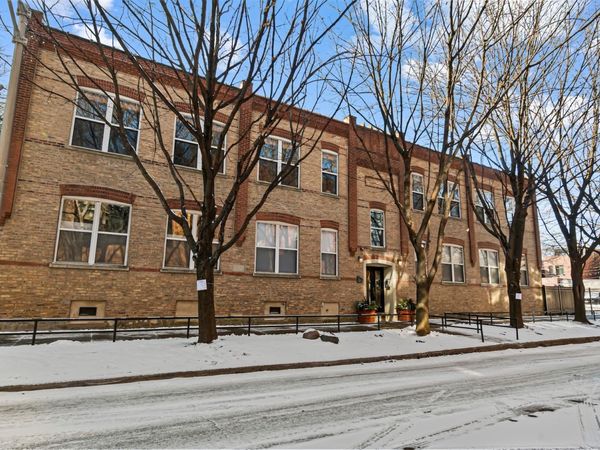 2021 W Willow Street, Unit 102, Chicago, IL 60647